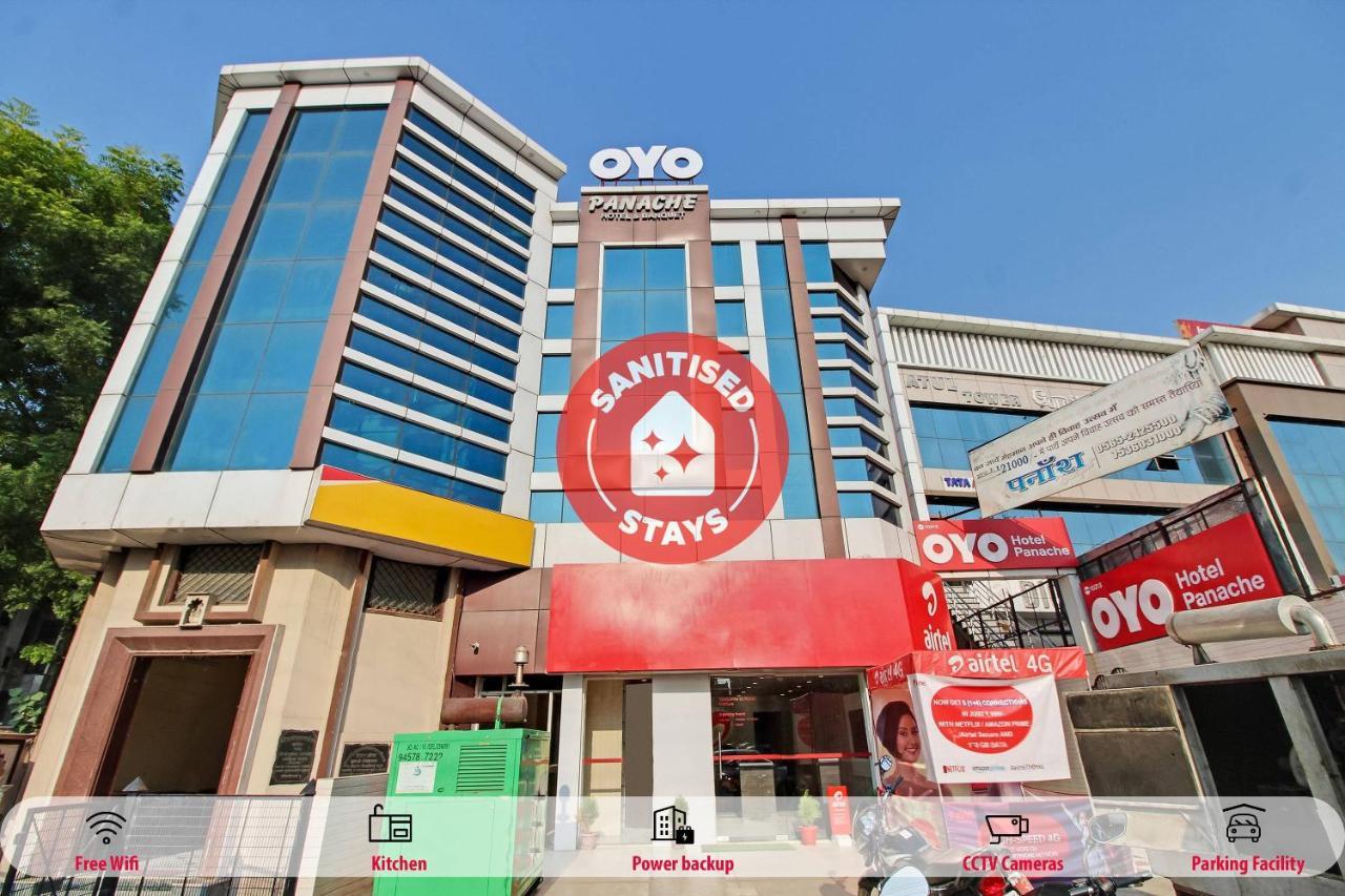 Oyo 10213 Hotel Panache Mathura Kültér fotó