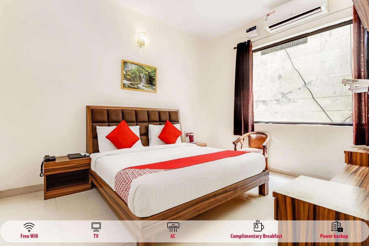Oyo 10213 Hotel Panache Mathura Kültér fotó
