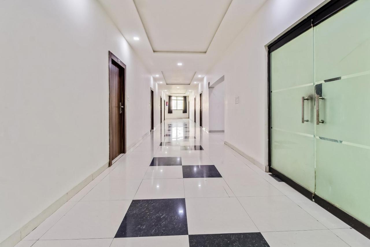 Oyo 10213 Hotel Panache Mathura Kültér fotó