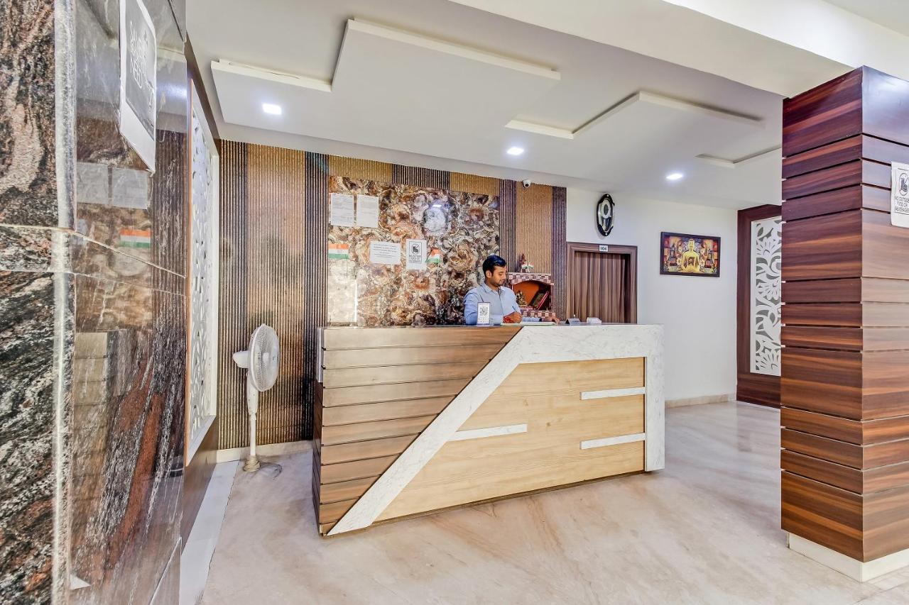 Oyo 10213 Hotel Panache Mathura Kültér fotó